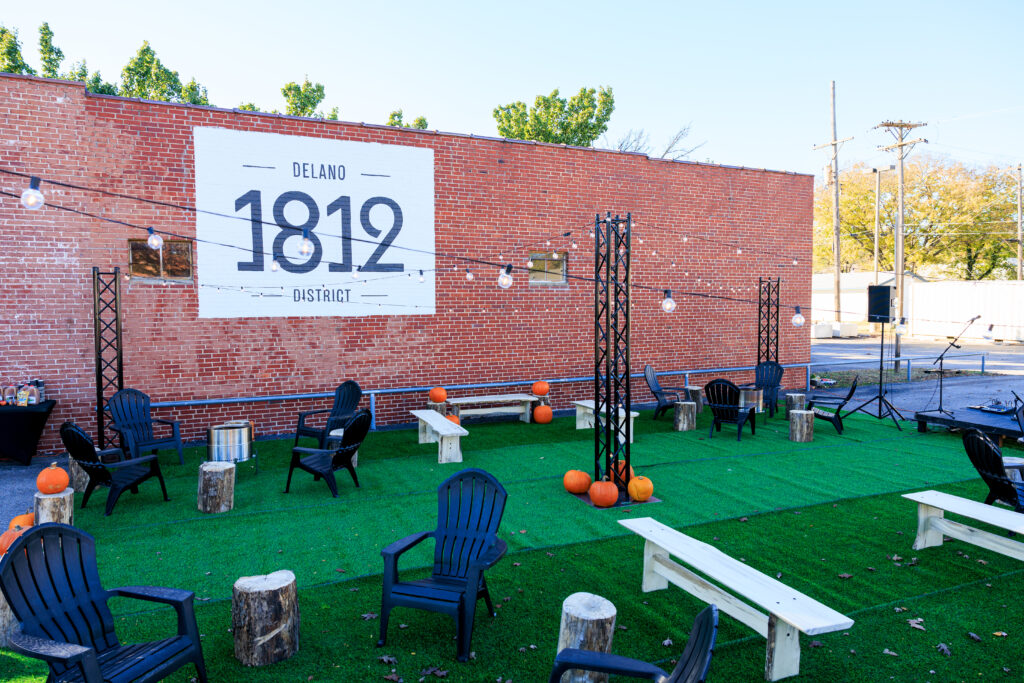 Studio 1812